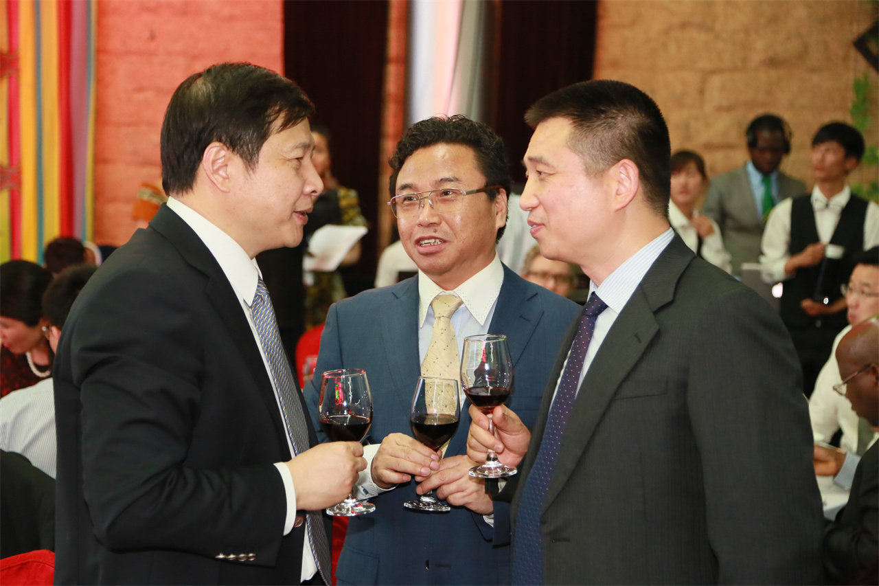 东方九鼎（北京）文化产业投资有限公司